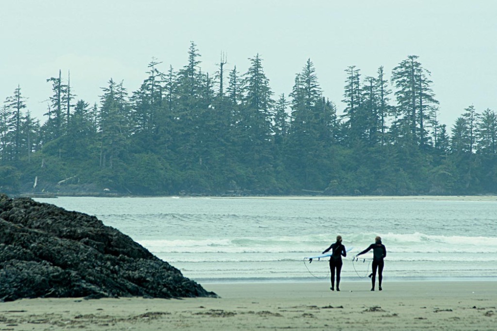 TOFINO - Surferinnen-Pazifikküste