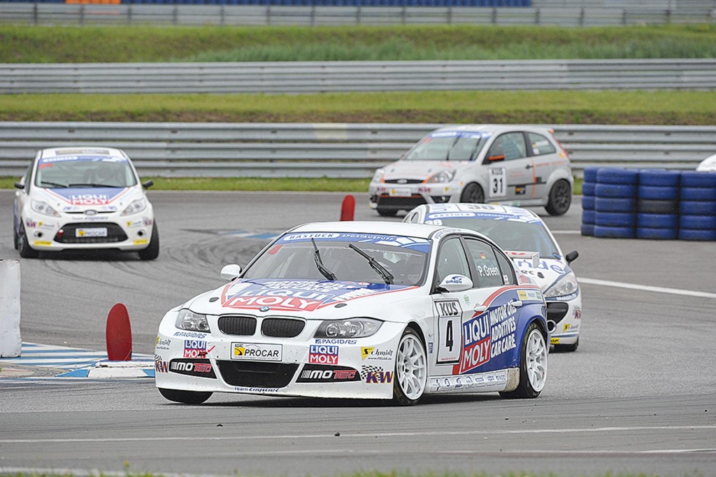 35_3_die_kues_unterstuetzt_die_adac_procar_rennserie