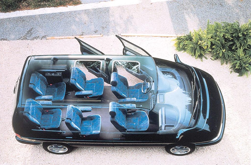 Renault-Espace-Innenraum-von-oben-r020594h